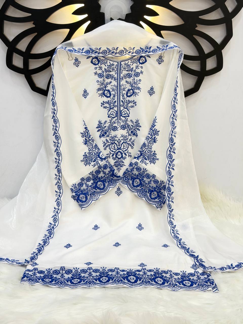 Women’s Ethnic Wear