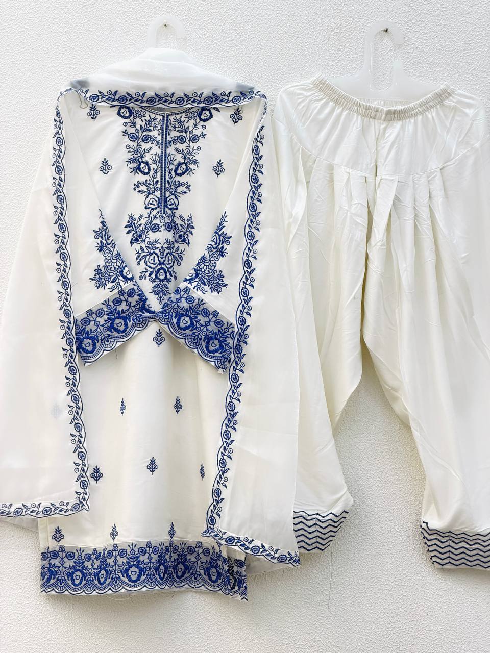 Women’s Ethnic Wear